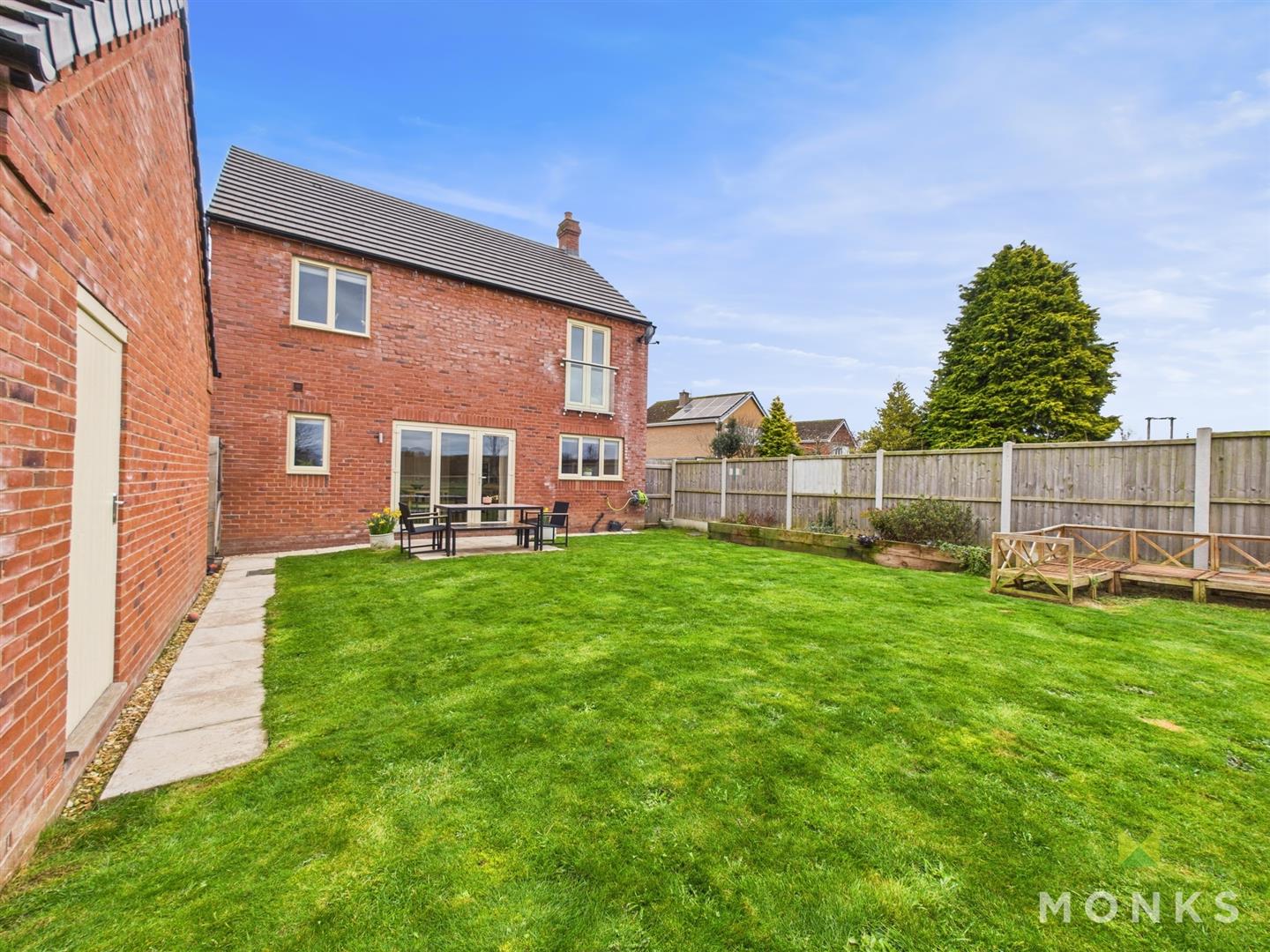 59 Roden Grove, Shrewsbury, SY4 5HJ SSTC